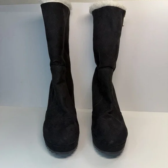 JUICY COUTURE Jckasia Black Suede Faux Fur Lining Mid Calf Wedge Boots Sz 6 - Picture 3 of 9